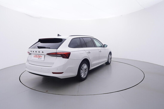 ŠKODA OCTAVIA Ambition 2.0 TDI 85 kW automat, DPH_3