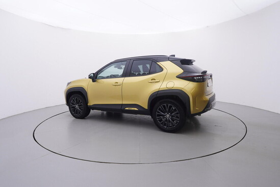 TOYOTA YARIS CROSS Adventure 1.5 Hybrid  68 kW automat_2