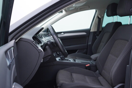VOLKSWAGEN PASSAT Comfortline 2.0 TDI 110 kW automat_5