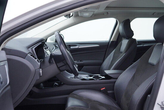 FORD MONDEO Titanium 2.0  132 kW manuál_5