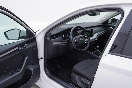 ŠKODA OCTAVIA Ambition 2.0 TDI 85 kW manuál, DPH_4