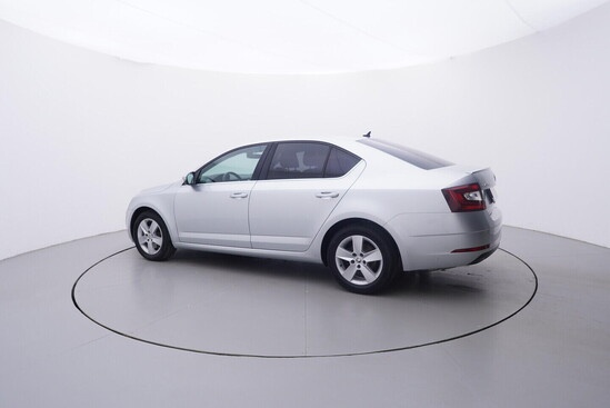 ŠKODA OCTAVIA  1.8 TSI 132 kW manuál_2