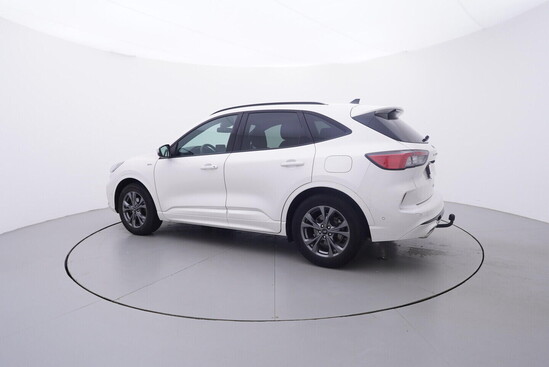 FORD KUGA  1.5  110 kW manuál_2