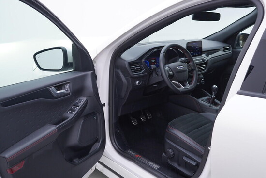 FORD KUGA  1.5  110 kW manuál_4