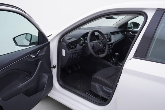 ŠKODA SCALA Ambition 1.0 TSI 70 kW manuál, DPH_4