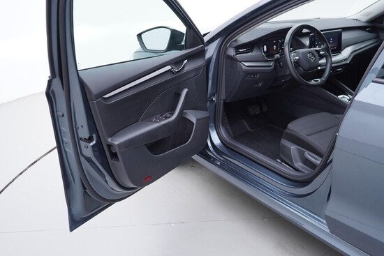 ŠKODA OCTAVIA Ambition Plus 2.0 TDI 85 kW automat, DPH_4