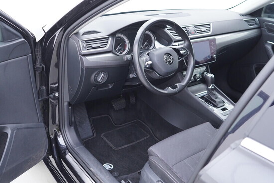 ŠKODA SUPERB Style 2.0 TDI 147 kW automat, DPH_4