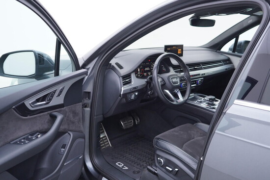 AUDI Q7 S-Line 3.0 TDI 210 kW automat, DPH_4