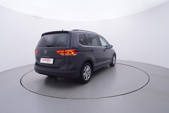 VOLKSWAGEN TOURAN Highline  1.5 TSI 110 kW automat, DPH_1