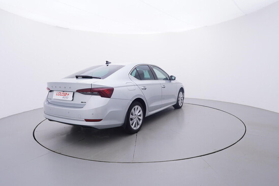 ŠKODA OCTAVIA  1.5 TSI 110 kW automat_3