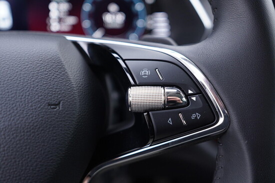 ŠKODA OCTAVIA  1.5 TSI 110 kW automat_5