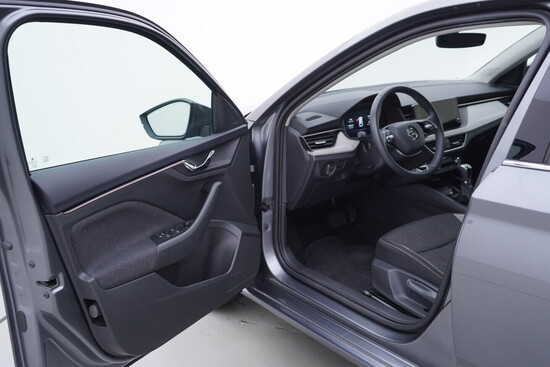 ŠKODA SCALA Top Selection 1.0 TSI 85 kW automat, DPH_4