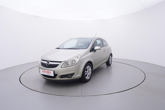 OPEL CORSA  1.2 CDTi 66 kW manuál_1