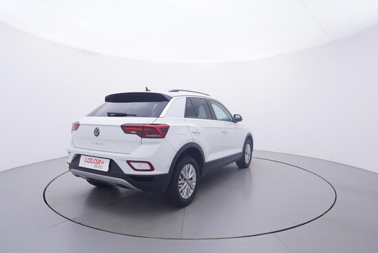 VOLKSWAGEN T-ROC Life 1.5 TSI 110 kW automat, DPH_3