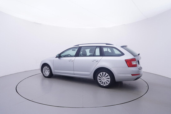 ŠKODA OCTAVIA Ambition 1.2 TSI 77 kW manuál_2