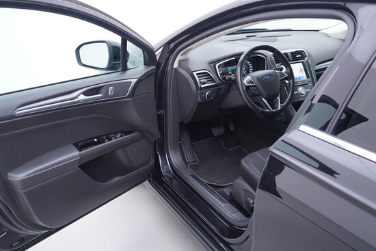 FORD MONDEO Titanium 2.0  110 kW automat_4