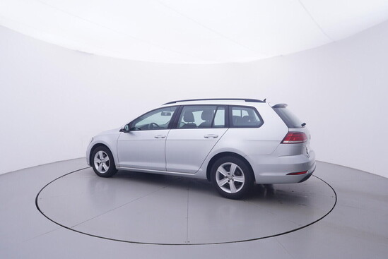 VOLKSWAGEN GOLF Trendline 1.0 TSI 85 kW automat, DPH_2