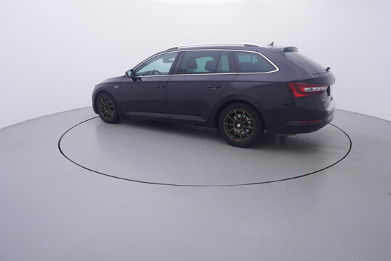 ŠKODA SUPERB Classic 2.0 TDI 140 kW automat_2