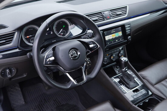 ŠKODA SUPERB Classic 2.0 TDI 140 kW automat_5