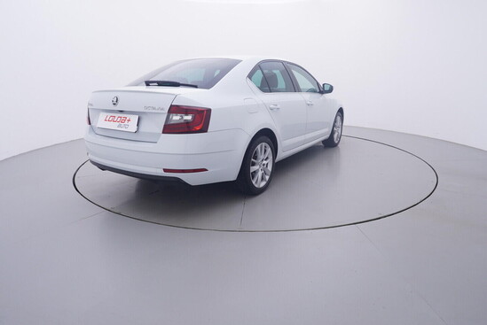 ŠKODA OCTAVIA Style 2.0 TSI 140 kW automat_3