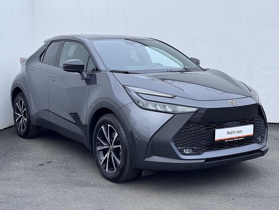 TOYOTA C-HR . 2.0 PHEV 111 kW automat, DPH_3