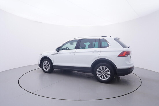 VOLKSWAGEN TIGUAN Life 2.0 TDI 90 kW manuál_2