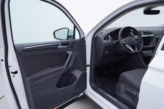 VOLKSWAGEN TIGUAN Life 2.0 TDI 90 kW manuál_4