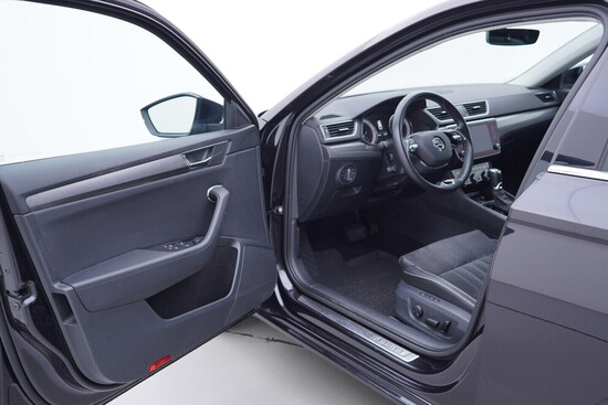 ŠKODA SUPERB Style 2.0 TDI 110 kW automat, DPH_4