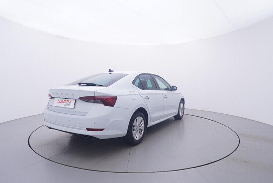 ŠKODA OCTAVIA Ambition 2.0 TDI 85 kW manuál, DPH_3