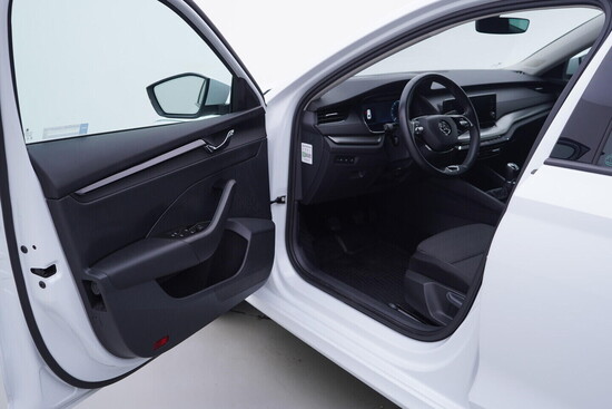 ŠKODA OCTAVIA Ambition 2.0 TDI 85 kW manuál, DPH_4