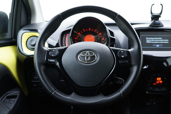 TOYOTA AYGO  1.0 1.0i 51 kW manuál_5
