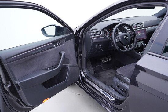 ŠKODA SUPERB SportLine 2.0 TSI 206 kW automat, DPH_4