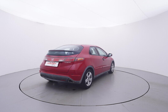 HONDA CIVIC  1.8 V-TEC 103 kW manuál_3