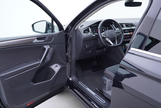 VOLKSWAGEN TIGUAN Elegance 2.0 TSI 140 kW automat_4