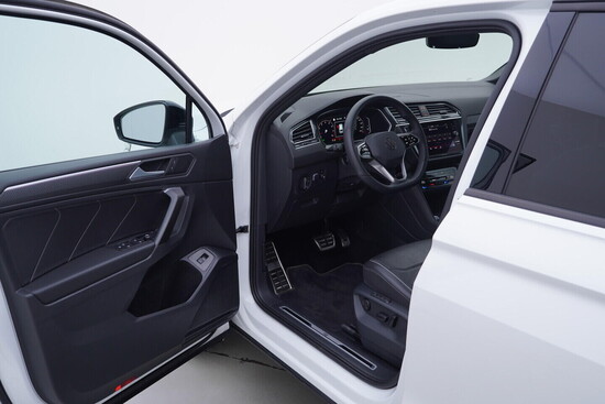 VOLKSWAGEN TIGUAN R-Line 2.0 TSI 180 kW automat, DPH_4
