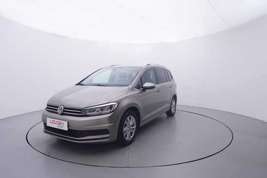 VOLKSWAGEN TOURAN Highline 1.5 TSI 110 kW automat, DPH_1