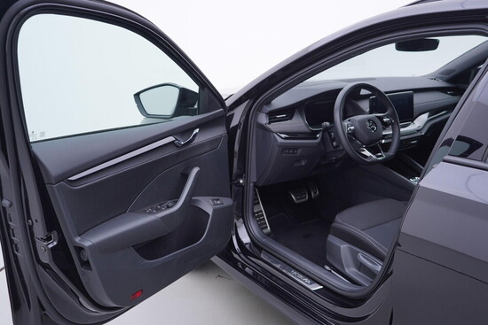 ŠKODA OCTAVIA SportLine 2.0 TDI 110 kW automat, DPH_4