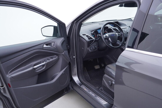 FORD KUGA  1.5 EcoBoost 134 kW automat_4