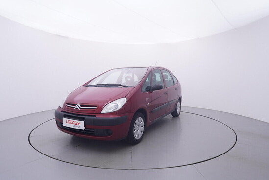 CITROEN XSARA PICASSO Exclusive 1.6 HDI 66 kW manuál_1