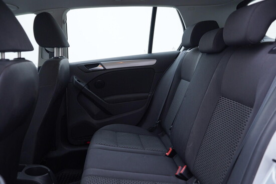 VOLKSWAGEN GOLF Trendline 1.4 16V 59 kW manuál_5