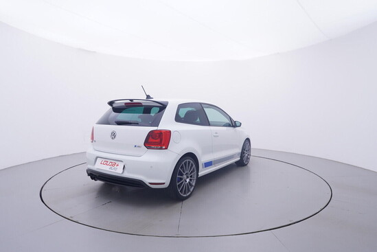 VOLKSWAGEN POLO R-WRC 2.0 TSI 162 kW manuál_3