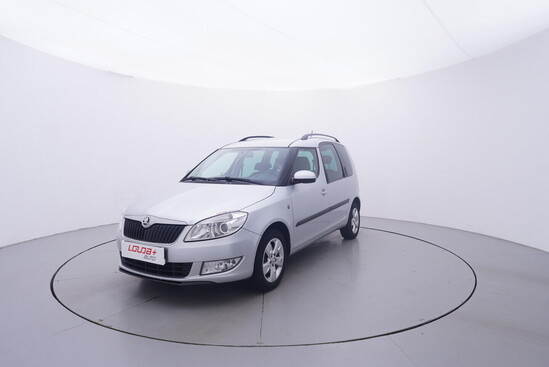 ŠKODA ROOMSTER Elegance 1.2 TSI 77 kW automat_1