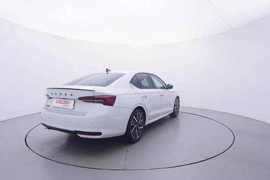 ŠKODA OCTAVIA  1.5 TSI 110 kW manuál, DPH_3