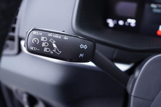 ŠKODA KAROQ Fresh II. 1.5 TSI 110 kW manuál, DPH_5