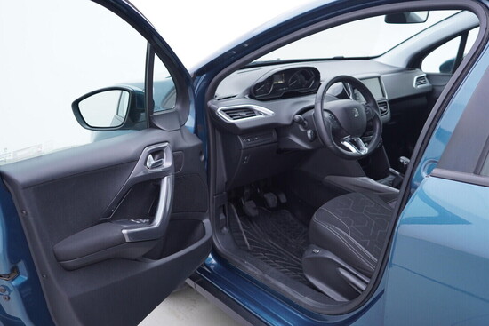 PEUGEOT 2008  1.2 PureTech  61 kW manuál_4