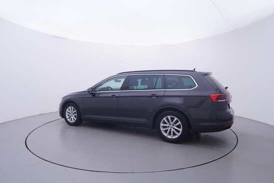 VOLKSWAGEN PASSAT Business 1.5 TSI 110 kW automat_2