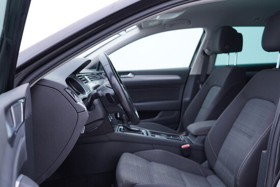 VOLKSWAGEN PASSAT Business 1.5 TSI 110 kW automat_5