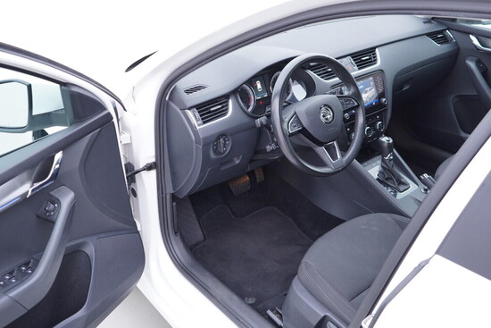 ŠKODA OCTAVIA Style 1.6 TDI 85 kW automat_4