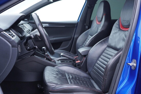 ŠKODA OCTAVIA RS 2.0 TDI 135 kW automat_5