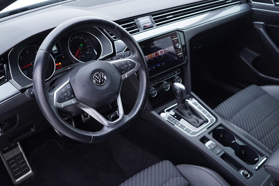VOLKSWAGEN PASSAT R-Line 2.0 TDI 110 kW automat_5